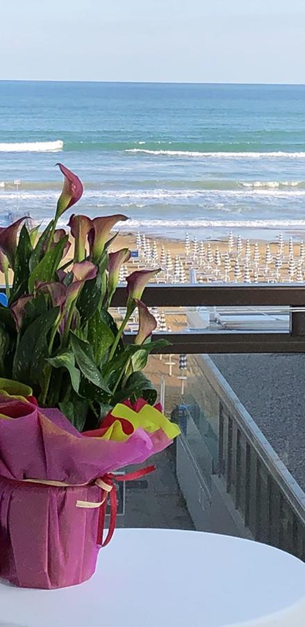 Hotel Ondina Lido di Jesolo Exterior photo
