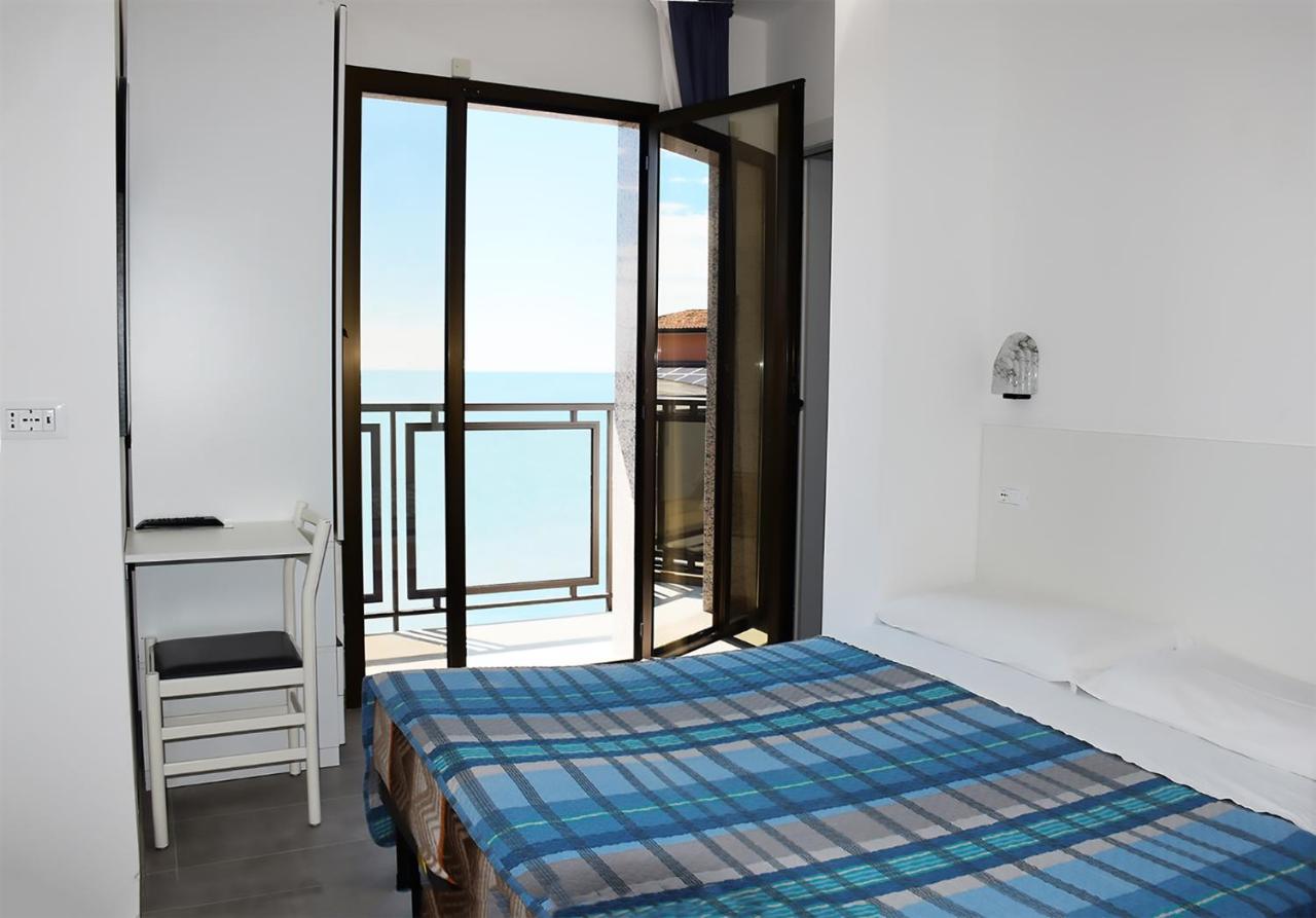 Hotel Ondina Lido di Jesolo Exterior photo