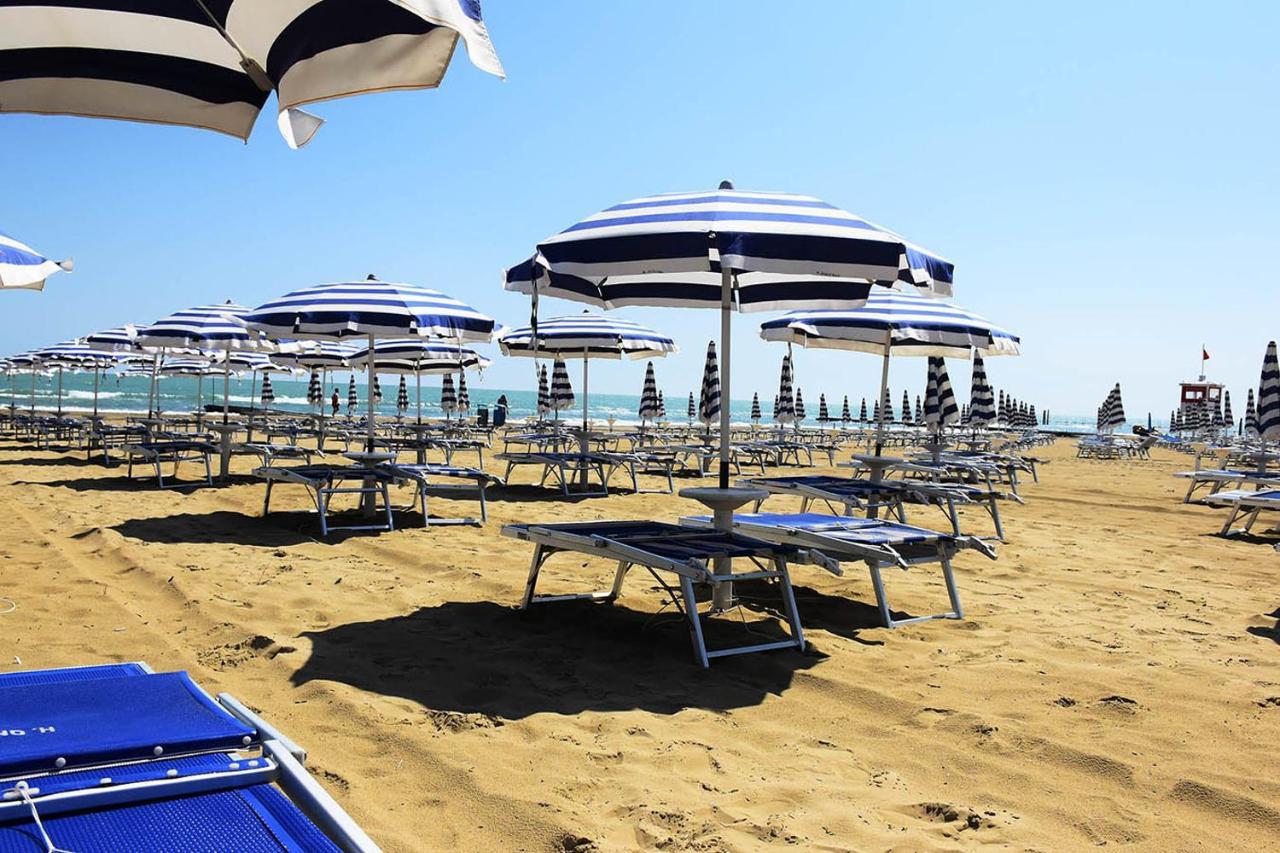 Hotel Ondina Lido di Jesolo Exterior photo
